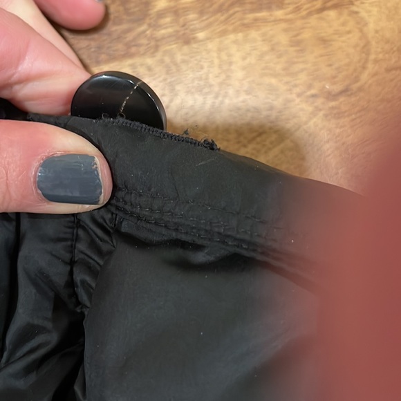 Stunning crop Burberry quilted and leather accents jacket - Picture 10 of 10